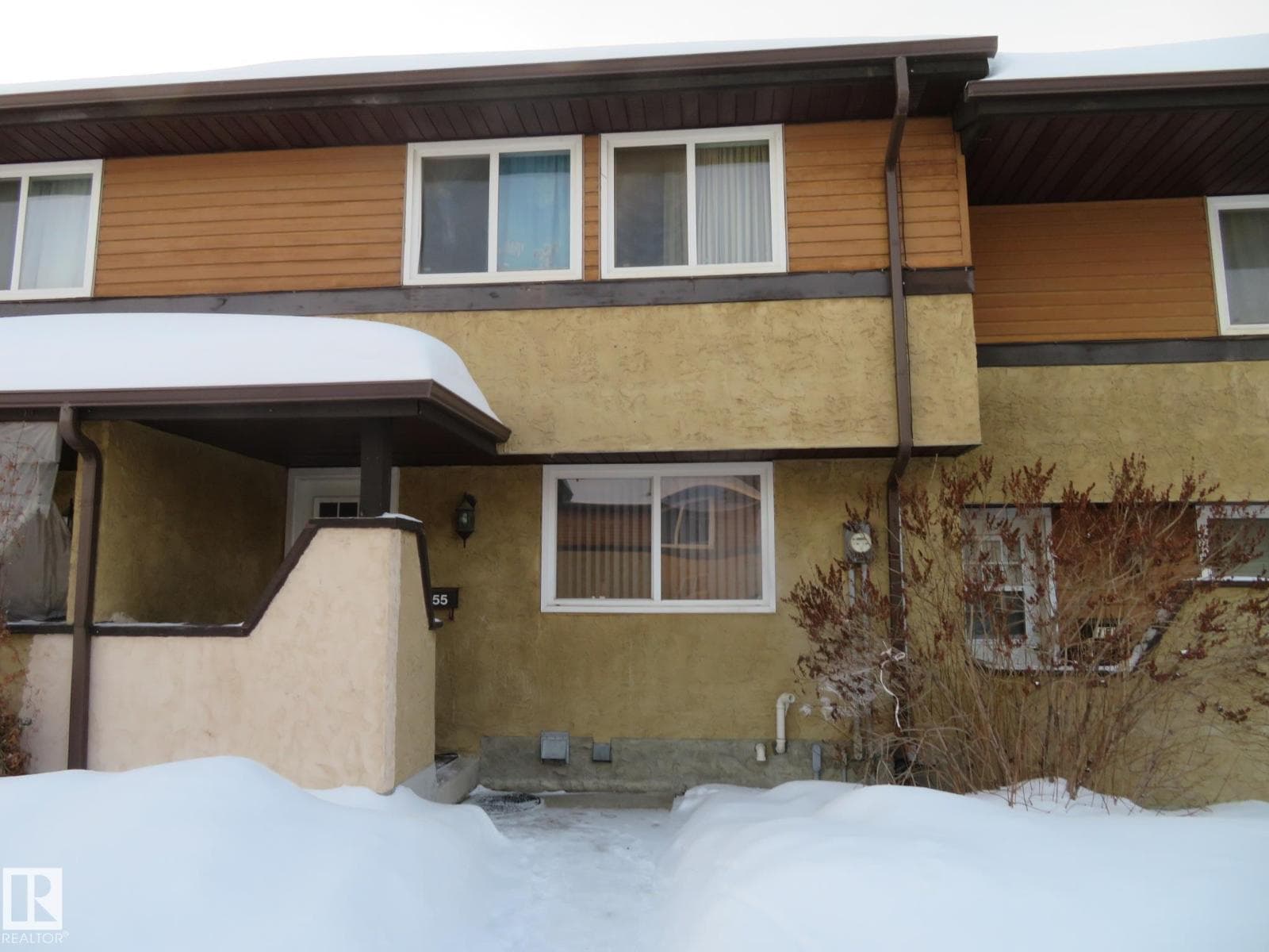 155 WOODBOROUGH WY NW — Edmonton, Alberta - Main photo