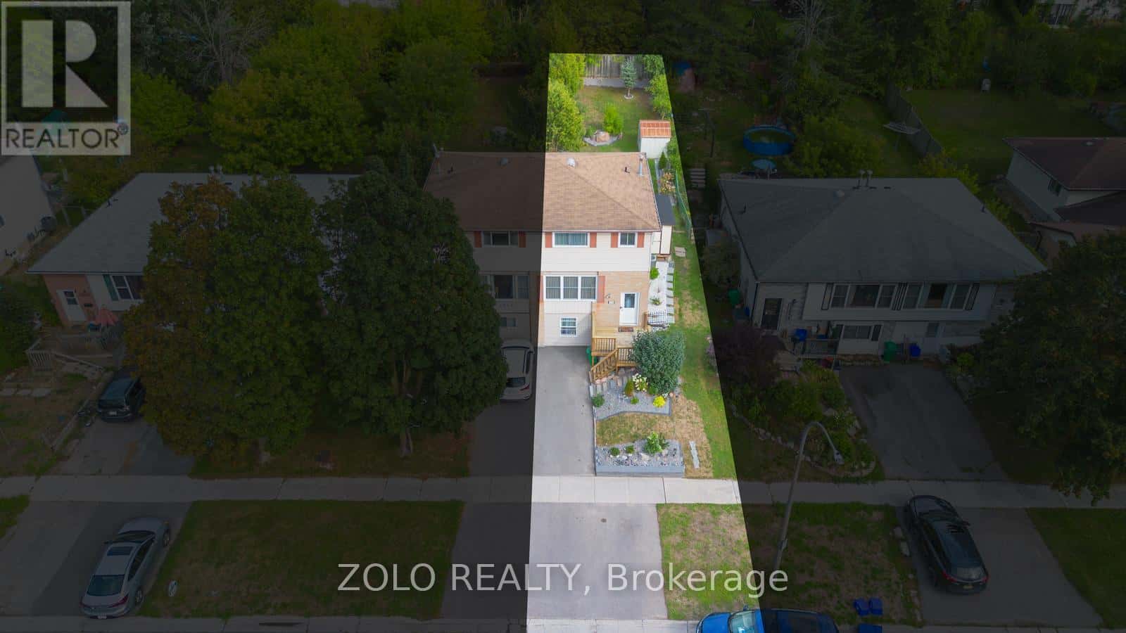 2048 WALKER AVENUE — Peterborough (Ashburnham Ward 4), Ontario - Photo 2 of 32