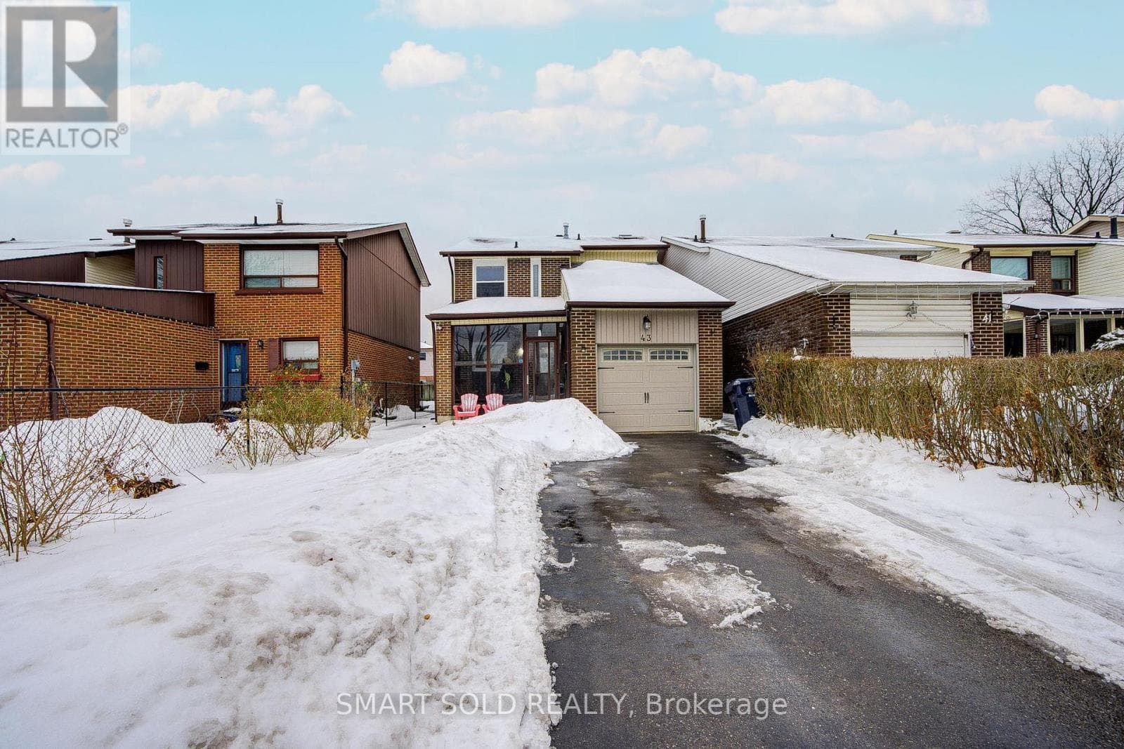 43 MAMMOTH HALL TRAIL — Toronto (Malvern), Ontario - Main photo