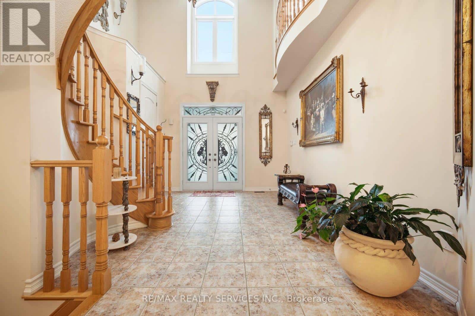 17 ISLAND GROVE — Brampton (Credit Valley), Ontario - Photo 3 of 50