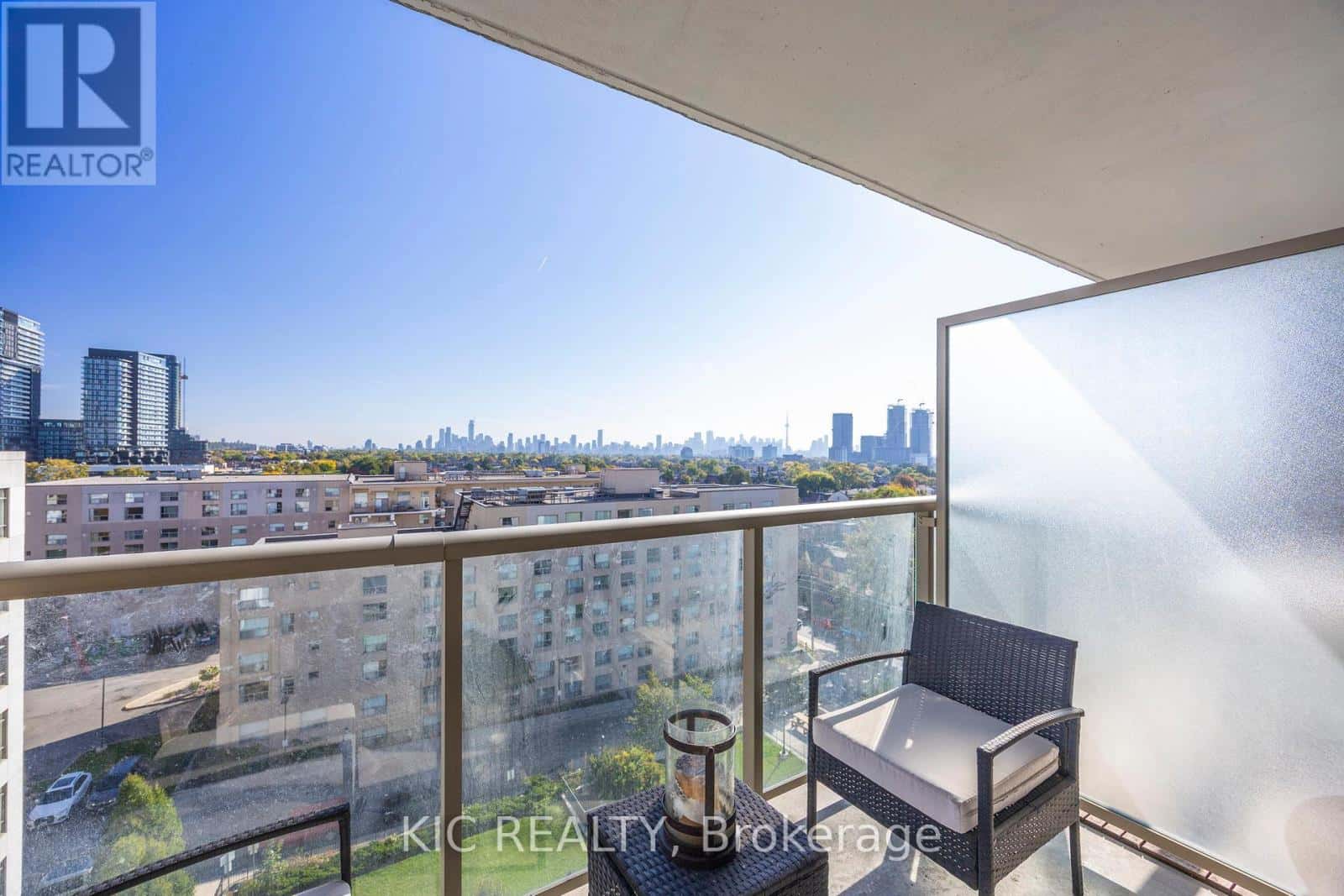 901 - 812 LANSDOWNE AVENUE — Toronto (Dovercourt-Wallace Emerson-Junction), Ontario - Photo 5 of 15