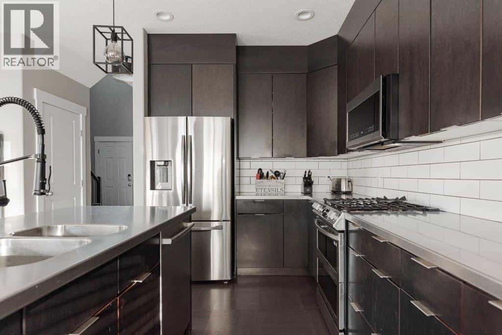 169 Shalestone Way — Fort McMurray, Alberta - Photo 5 of 39