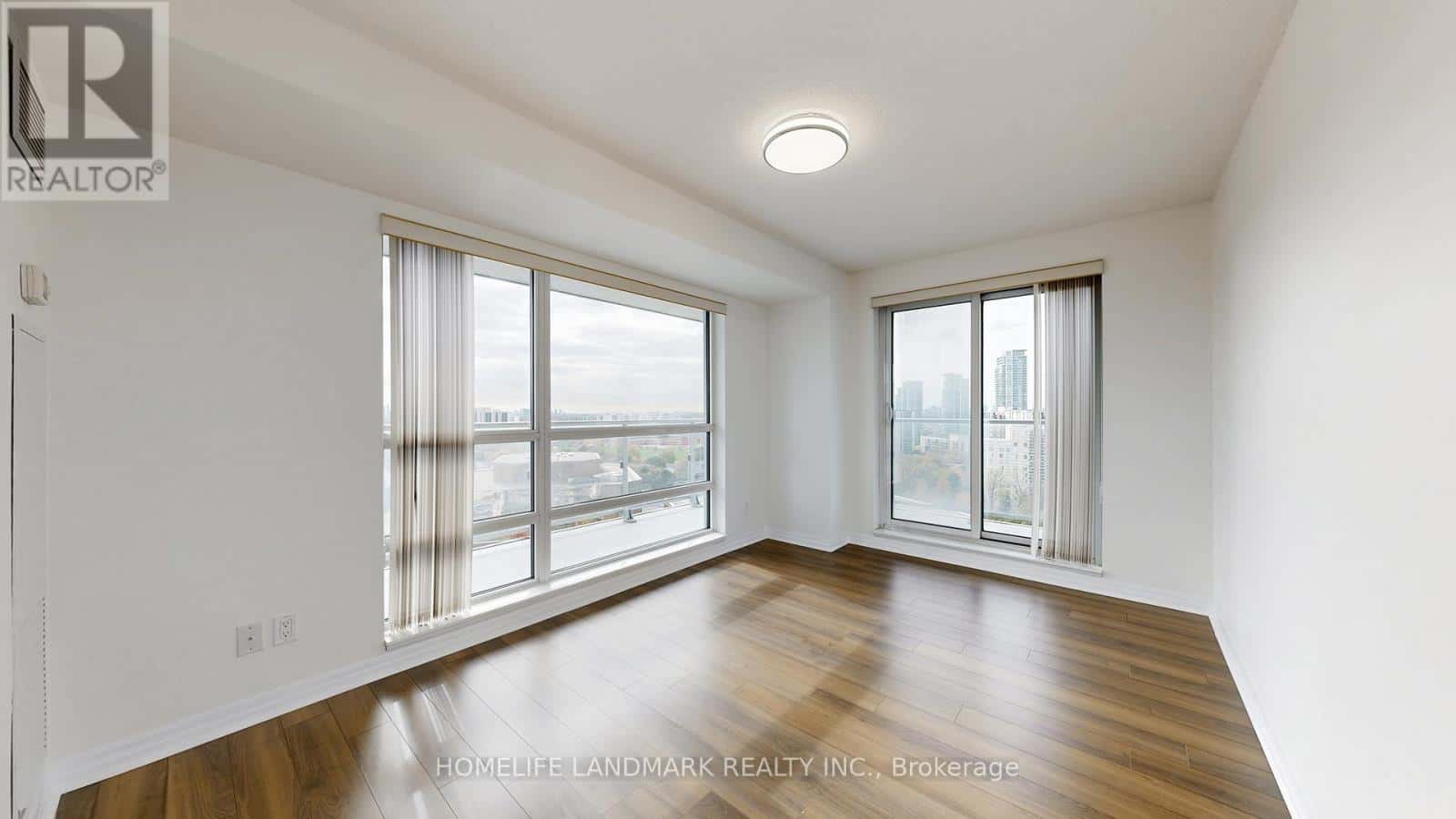 1704 - 2015 SHEPPARD AVENUE E — Toronto (Henry Farm), Ontario - Photo 5 of 25