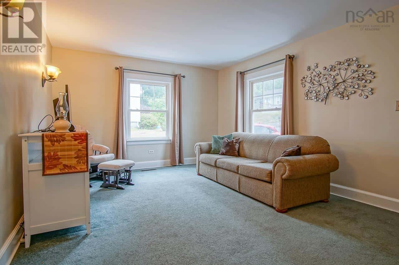 6 Comeau Avenue — Kentville, Nova Scotia - Photo 5 of 28