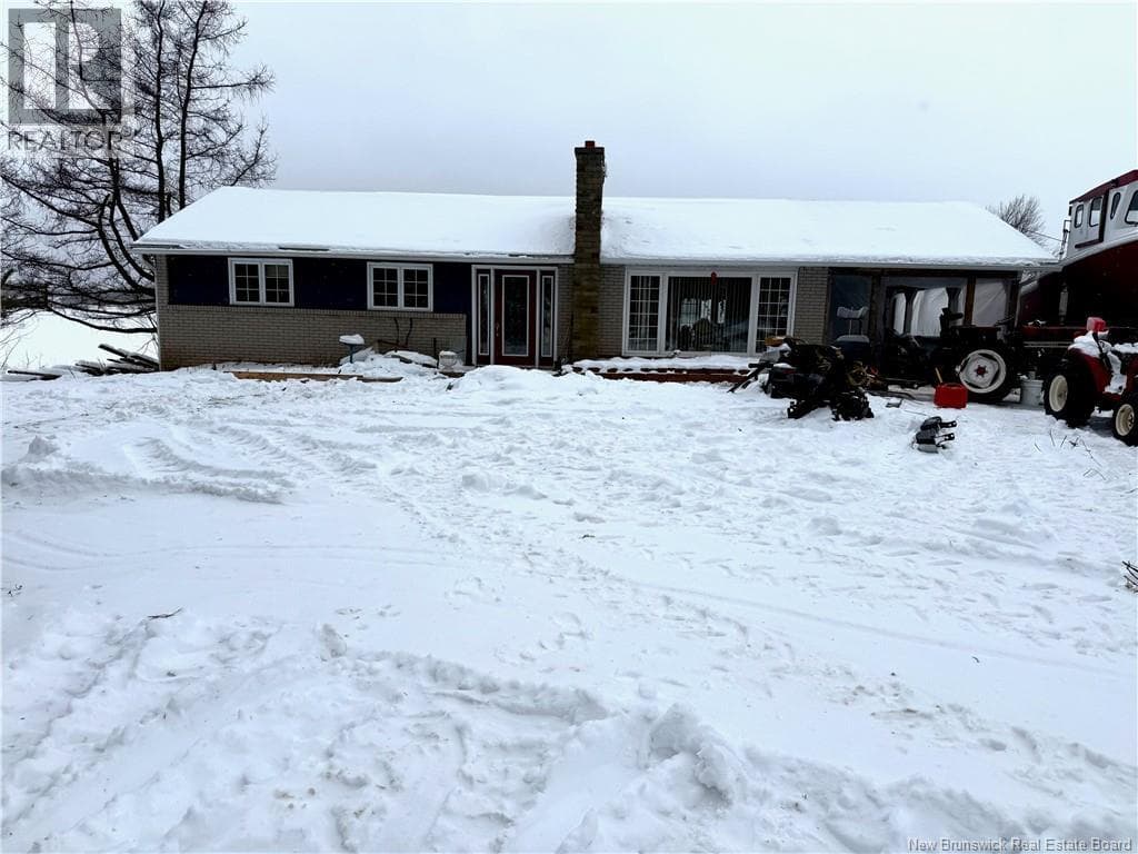 82 Rive Sud — Cocagne, New Brunswick - Main photo