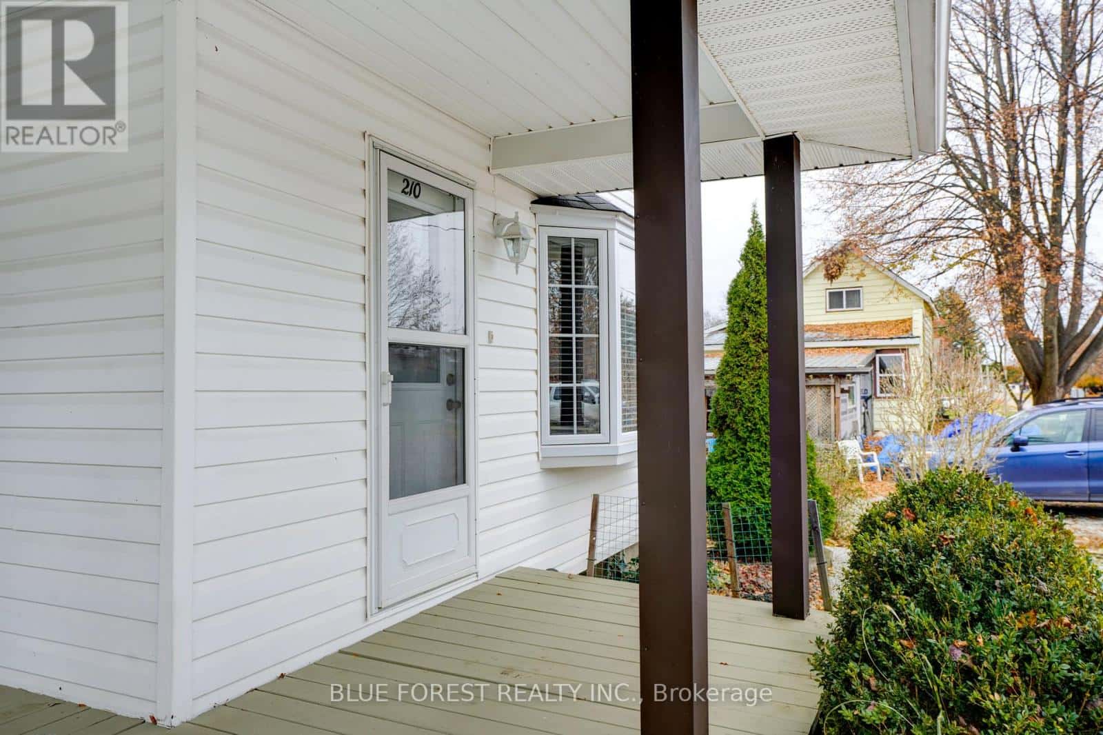 210 JANE STREET — West Elgin (Rodney), Ontario - Photo 5 of 42