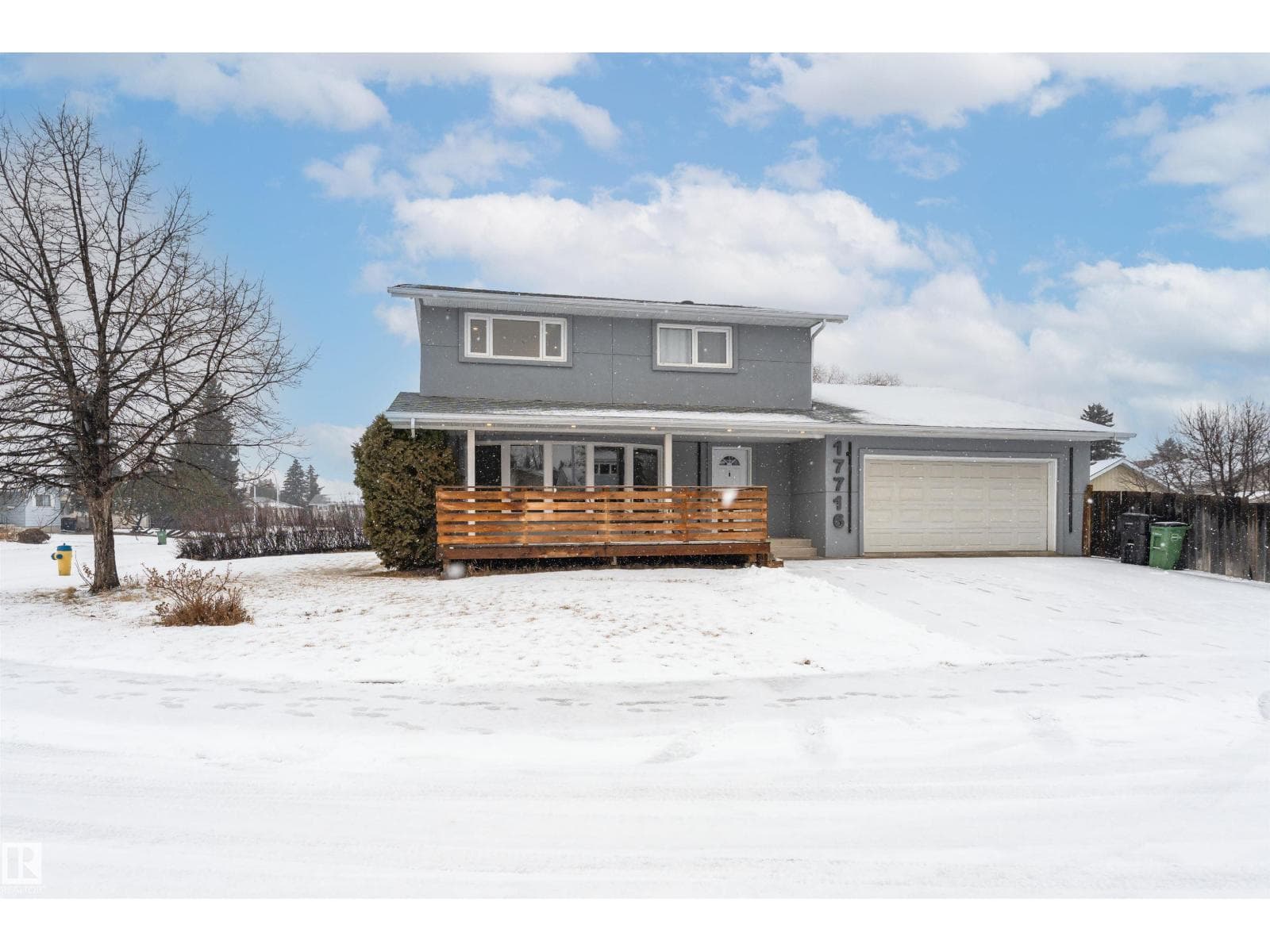 17716 84 AV NW — Edmonton, Alberta - Main photo