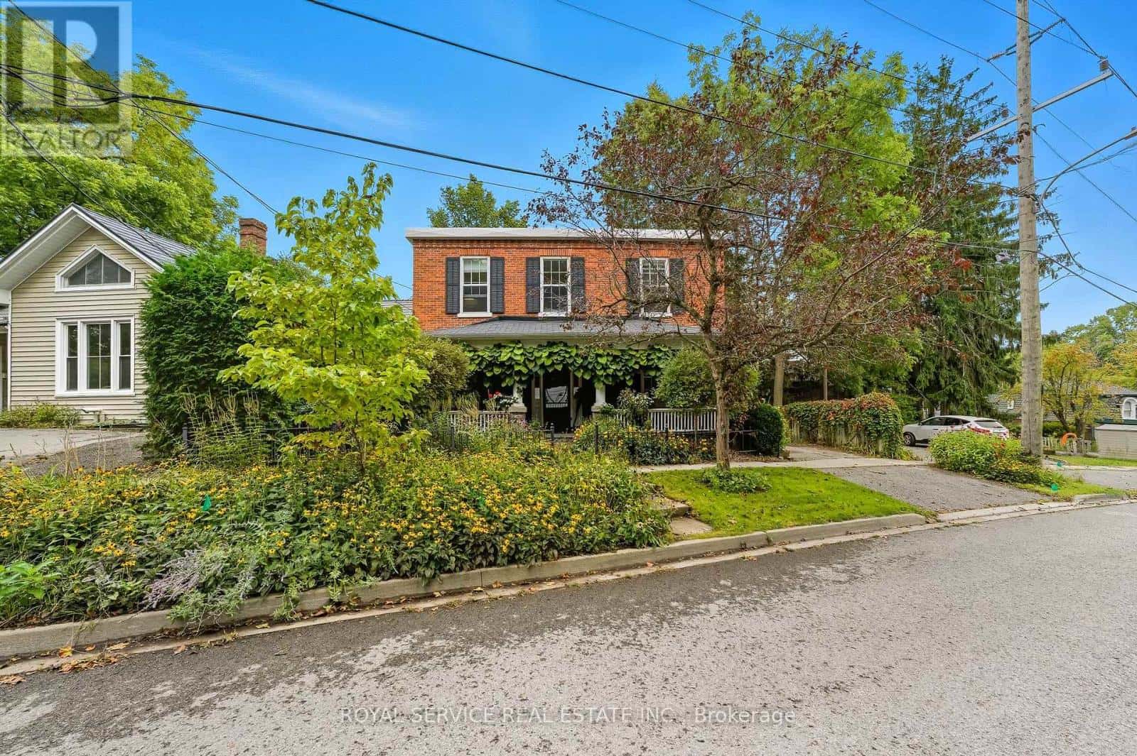 81 PINE STREET S — Port Hope, Ontario - Photo 2 of 50