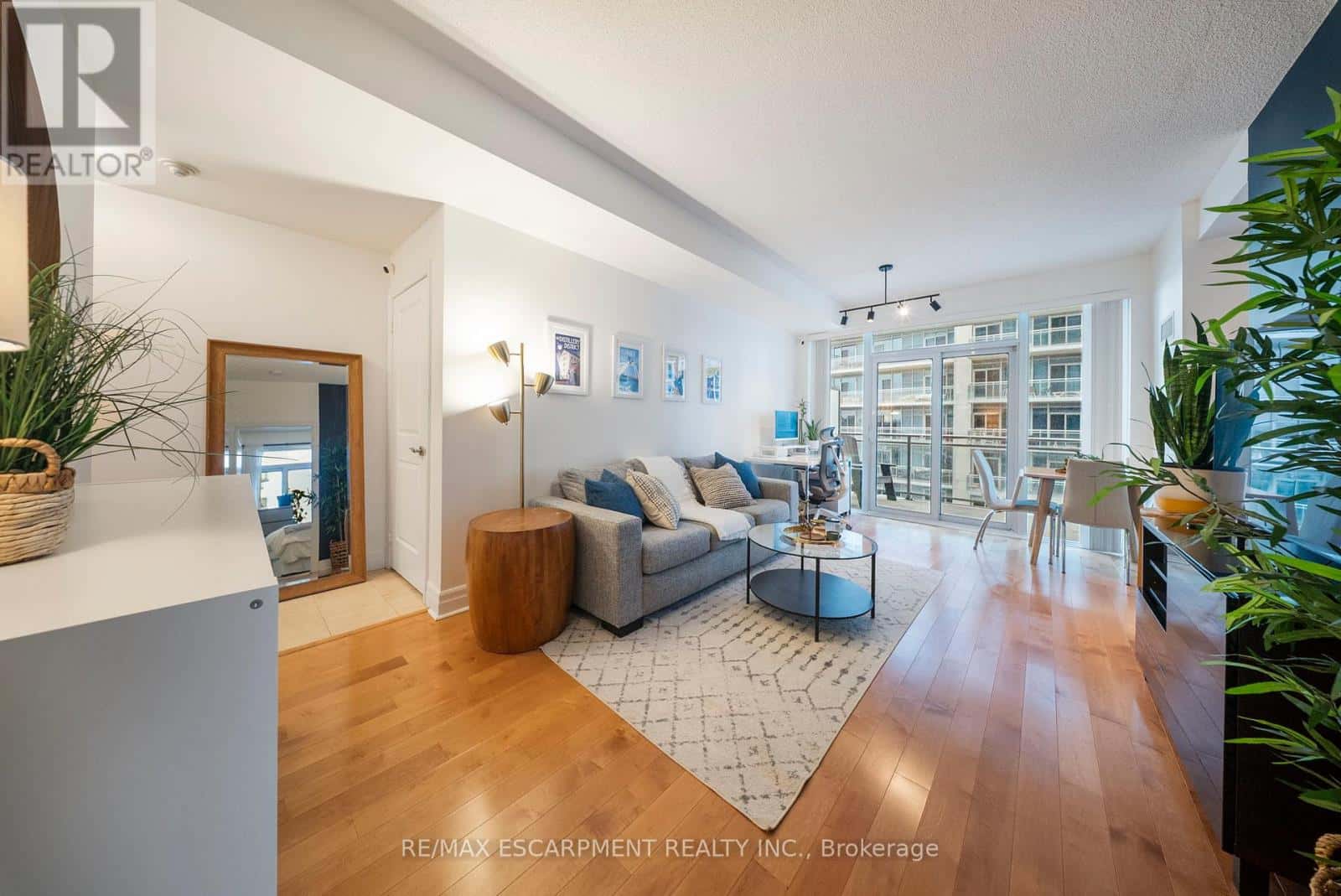 707 - 58 MARINE PARADE DRIVE — Toronto (Mimico), Ontario - Photo 5 of 37