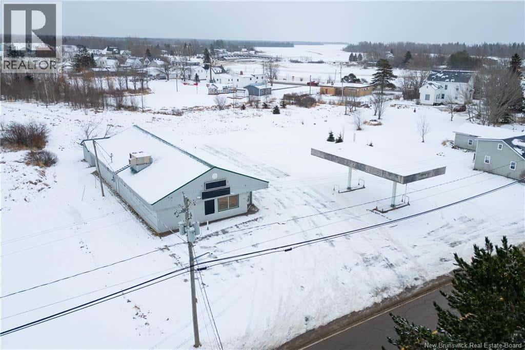 13 Shemogue Road — Port Elgin, New Brunswick - Photo 3 of 29