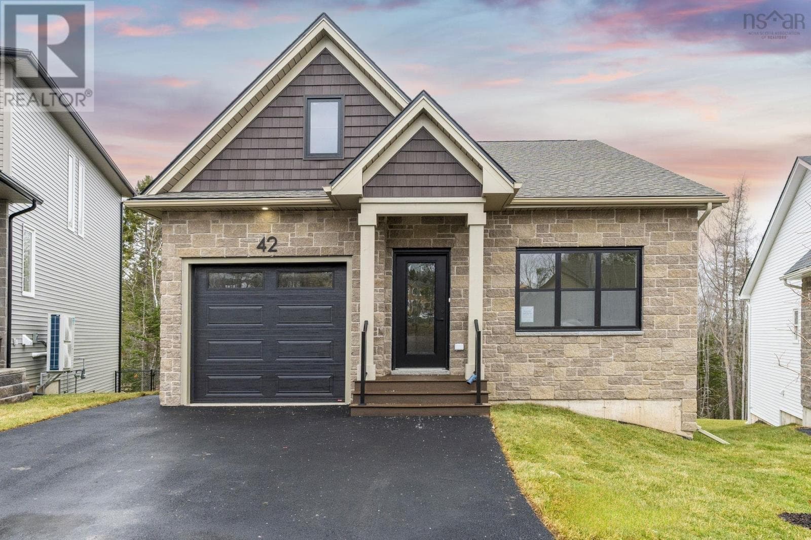 GW-7 42 Gardenia Way — Dartmouth, Nova Scotia - Main photo