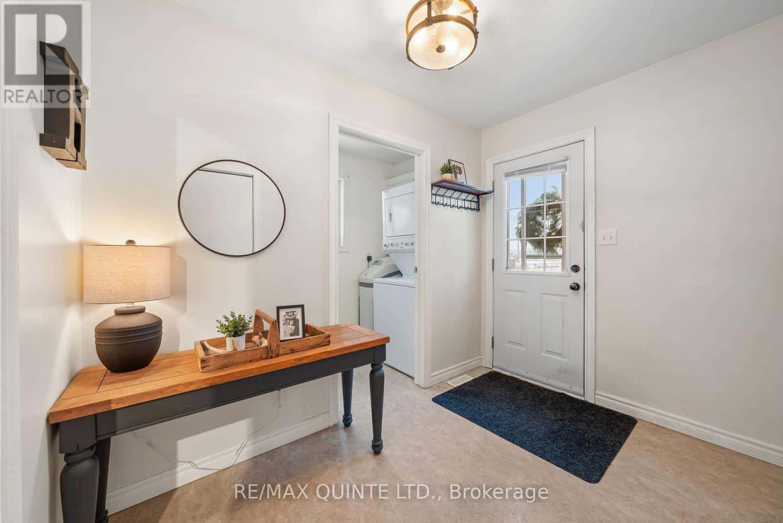 22438 LOYALIST PARKWAY — Quinte West (Murray Ward), Ontario - Photo 4 of 28