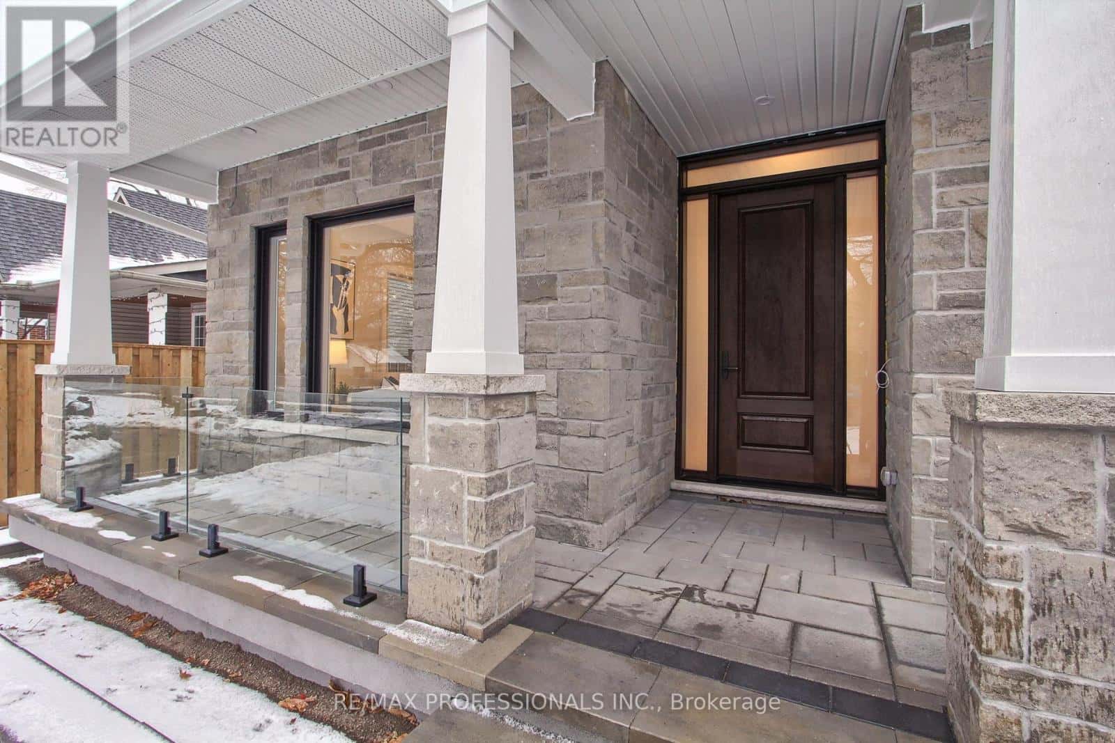 432 SMITH AVENUE — Burlington (Brant), Ontario - Photo 4 of 50