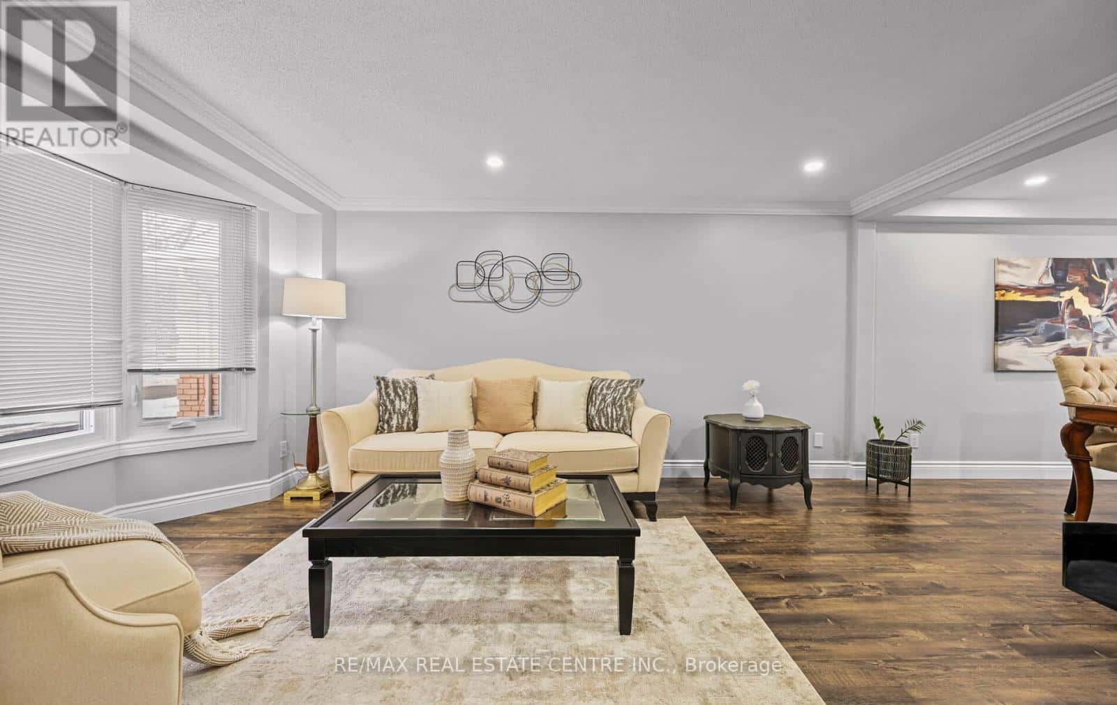 84 VISCOUNT ROAD — Brantford, Ontario - Photo 5 of 50