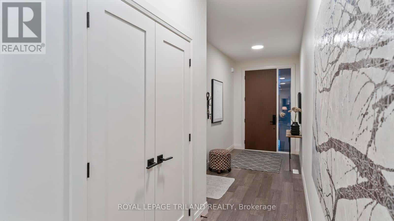 9 - 1195 RIVERSIDE DRIVE — London North (North O), Ontario - Photo 3 of 21