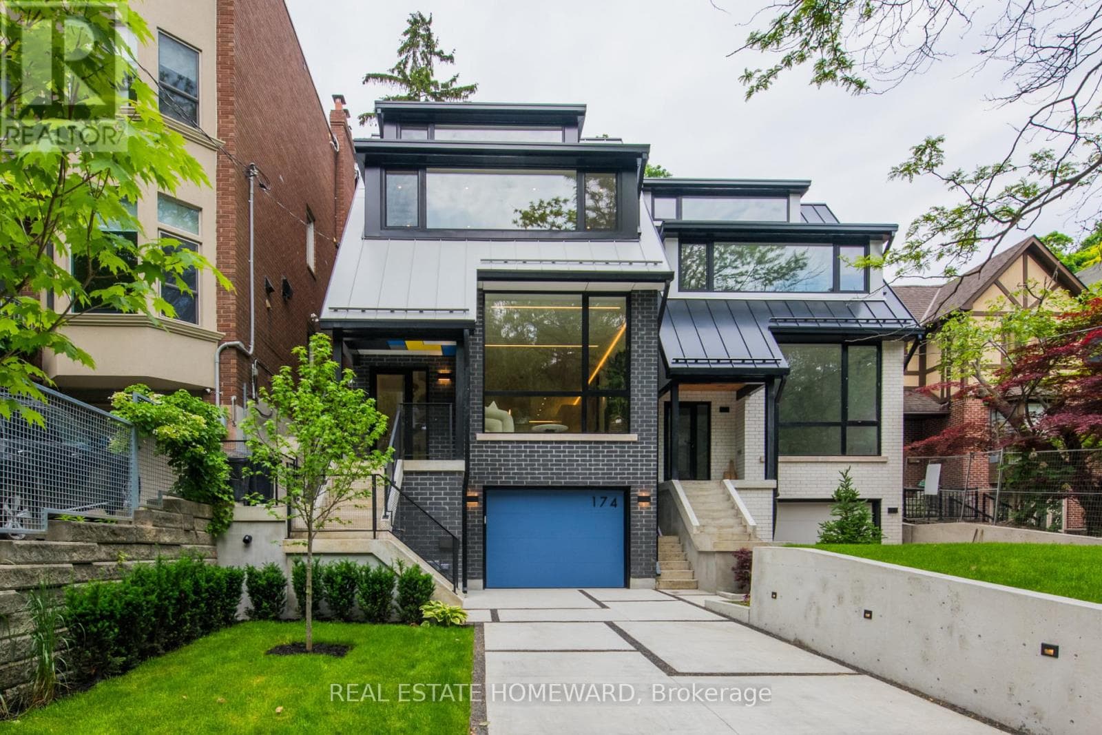 174 KENILWORTH AVENUE — Toronto (The Beaches), Ontario - Main photo