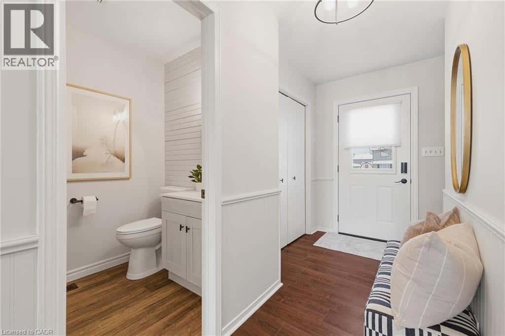 837 EDGAR Street W — Listowel, Ontario - Photo 5 of 33