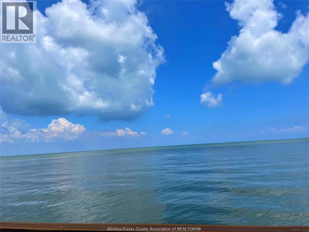 1568 CAILLE AVENUE — Lakeshore, Ontario - Photo 2 of 3