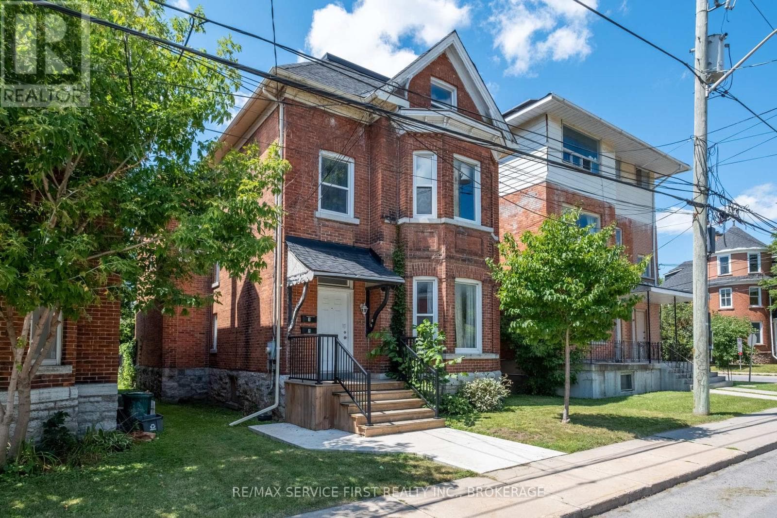 392 ALFRED STREET — Kingston (East of Sir John A. Blvd), Ontario - Main photo