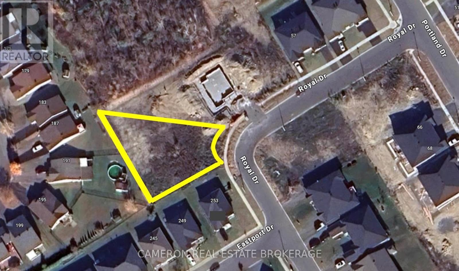 71 ROYAL DRIVE — Cornwall, Ontario - Main photo