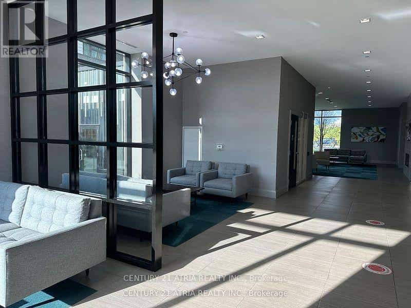 239 - 555 WILLIAM GRAHAM DRIVE — Aurora, Ontario - Photo 5 of 24