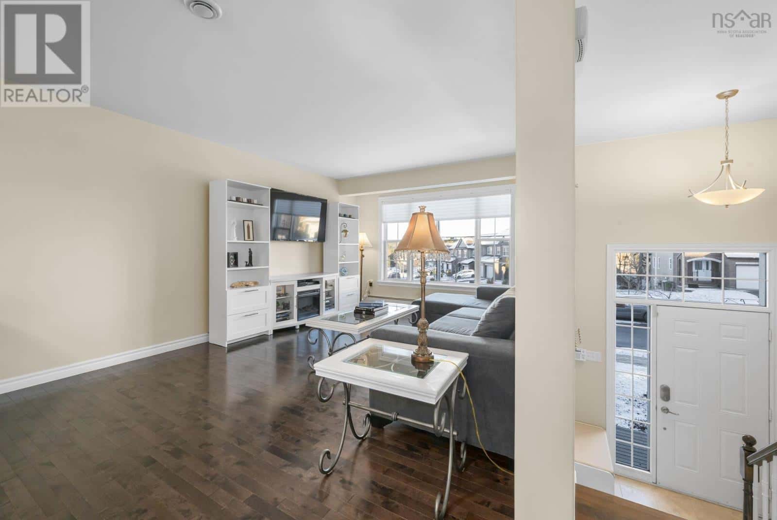 26 Morningfield Lane — Dartmouth, Nova Scotia - Photo 3 of 48