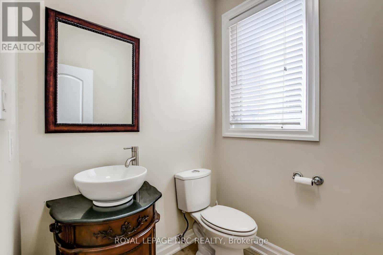 5784 IRONWOOD STREET — Niagara Falls (Forestview), Ontario - Photo 5 of 38