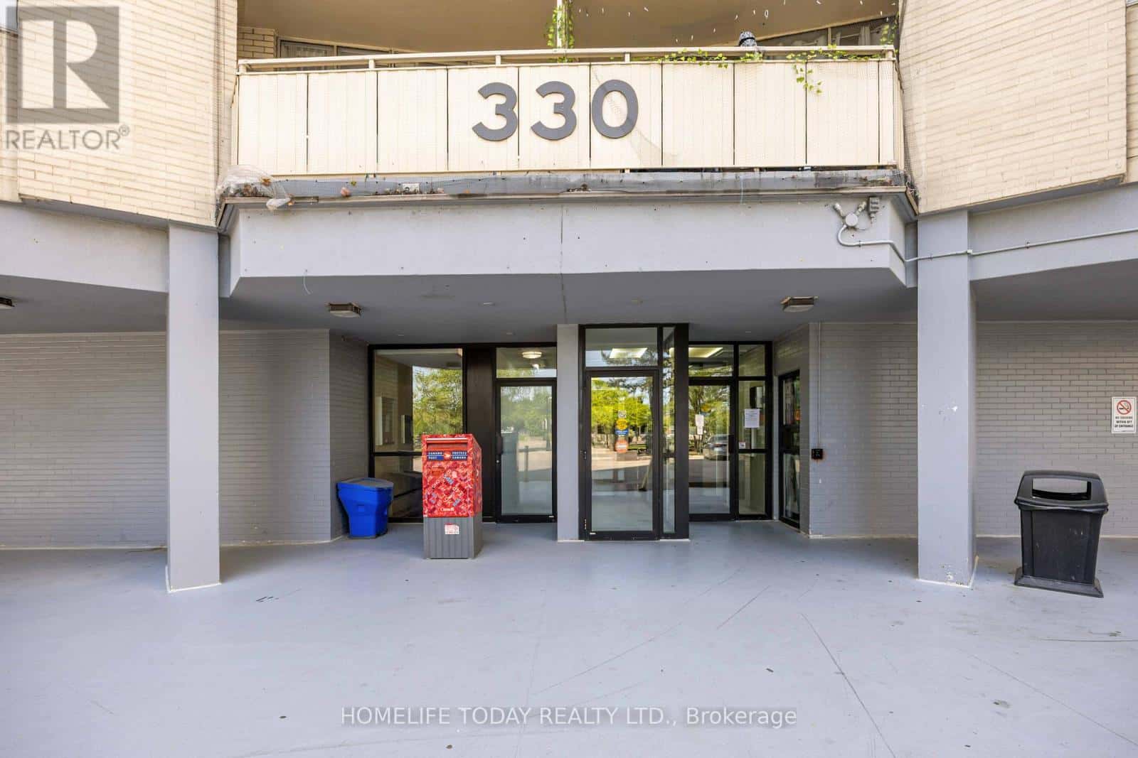 1603 - 330 DIXON ROAD — Toronto (Kingsview Village-The Westway), Ontario - Photo 2 of 28