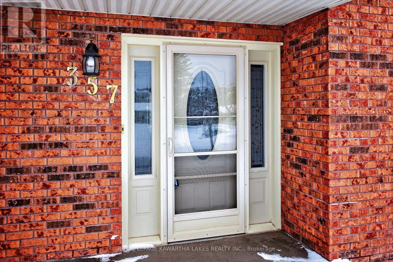 357 THE CAPTAIN'S COURT — Kawartha Lakes (Verulam), Ontario - Photo 3 of 50