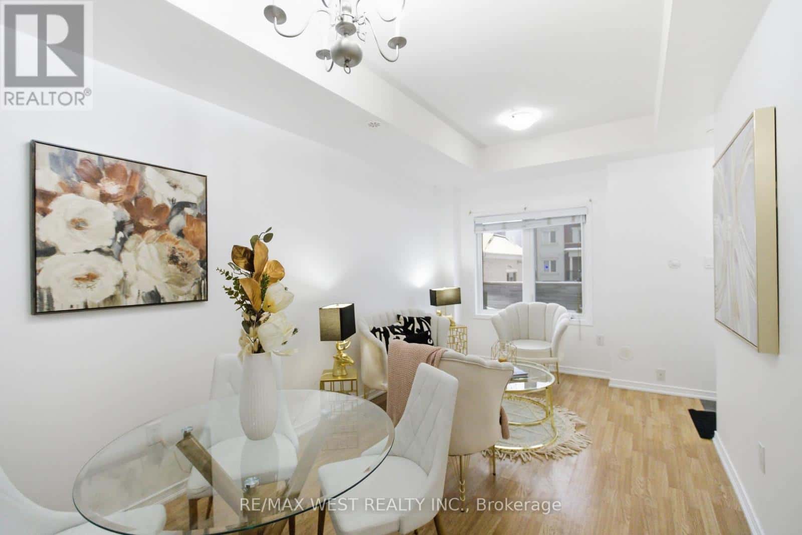 254 - 19 CONEFLOWER CRESCENT — Toronto (Westminster-Branson), Ontario - Photo 5 of 18