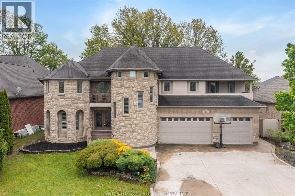 1021 CHELSEA PARKWAY — Lakeshore, Ontario - Main photo