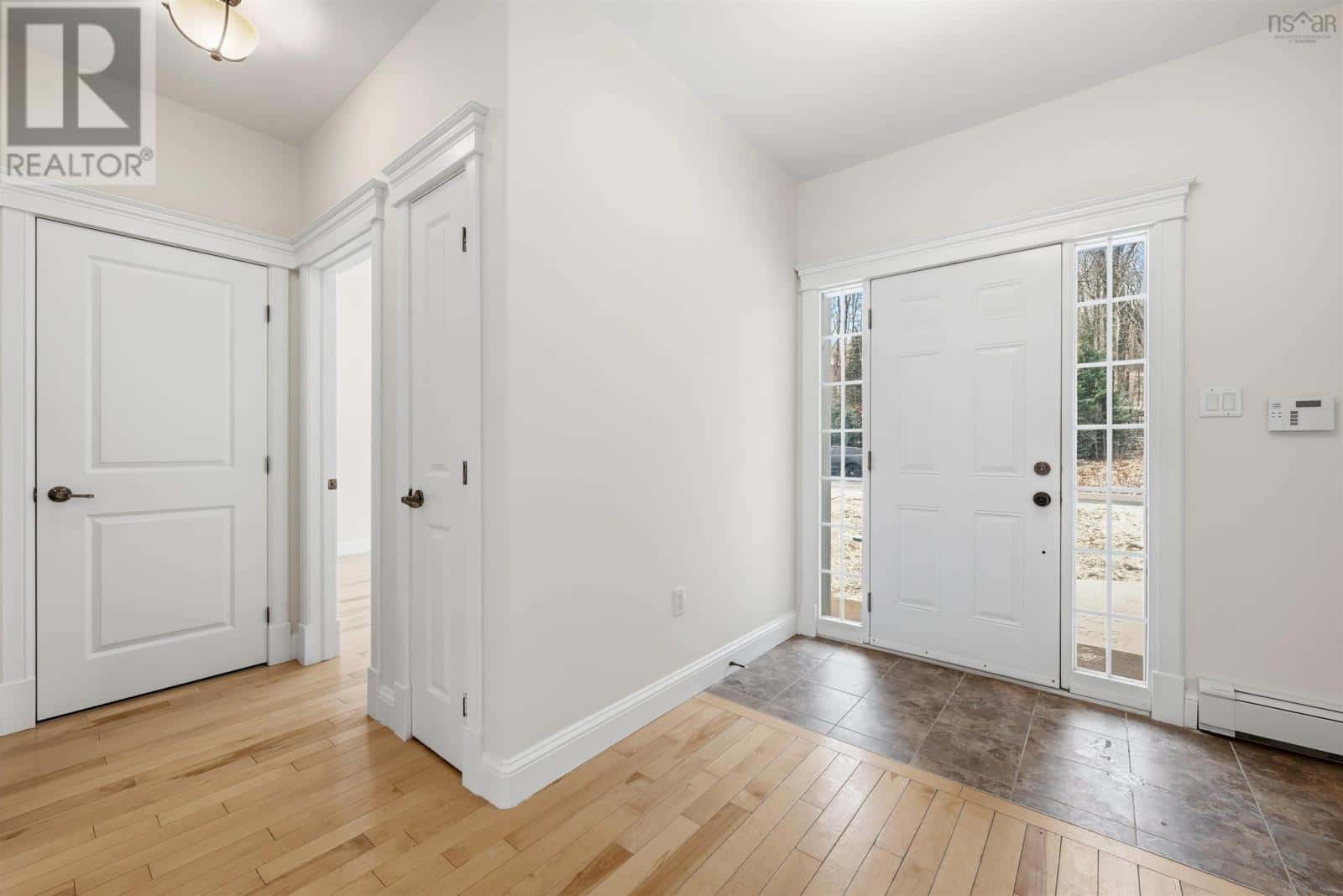 190 Ballybunion Run — Hammonds Plains, Nova Scotia - Photo 4 of 47