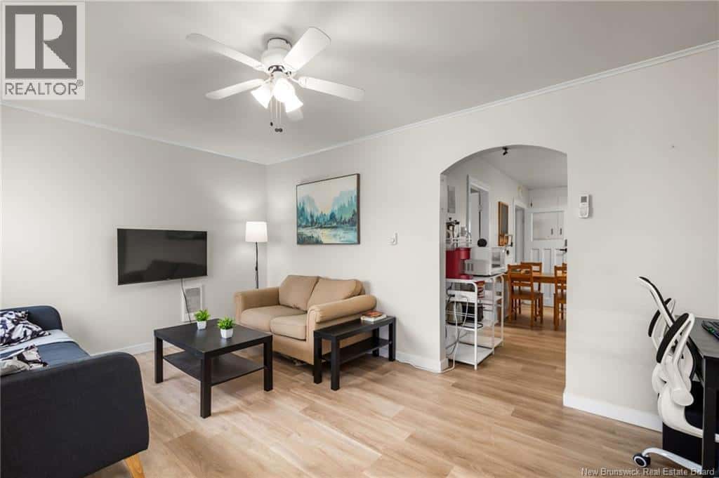 130 Salter Avenue — Moncton, New Brunswick - Photo 3 of 43