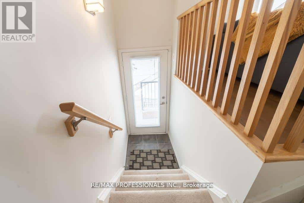 7 - 3135 BOXFORD CRESCENT — Mississauga (Churchill Meadows), Ontario - Photo 3 of 27