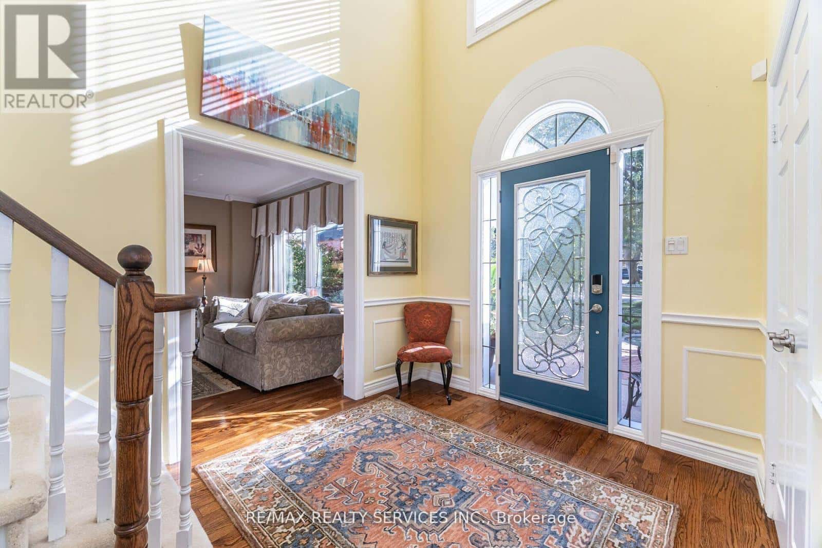 30 STARLING COURT — Brampton (Snelgrove), Ontario - Photo 5 of 49