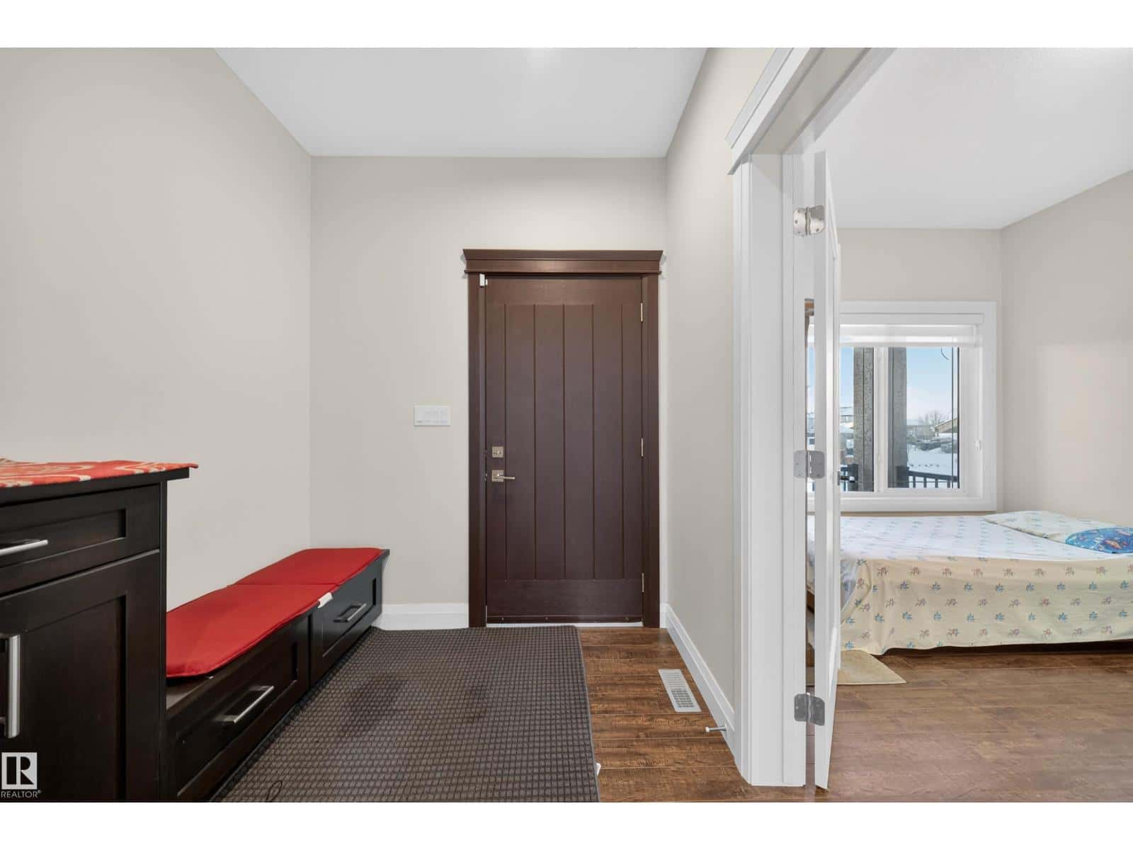 3 SHOREWOOD CR — Leduc, Alberta - Photo 4 of 75