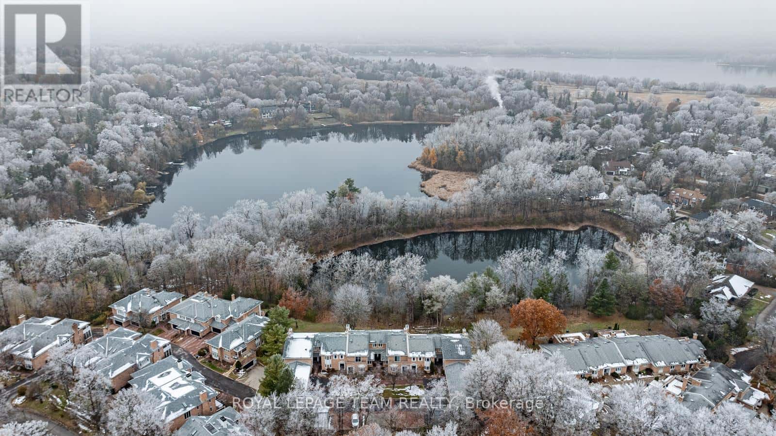 UNIT 10 - 55 WHITEMARL DRIVE — Ottawa, Ontario - Photo 2 of 35