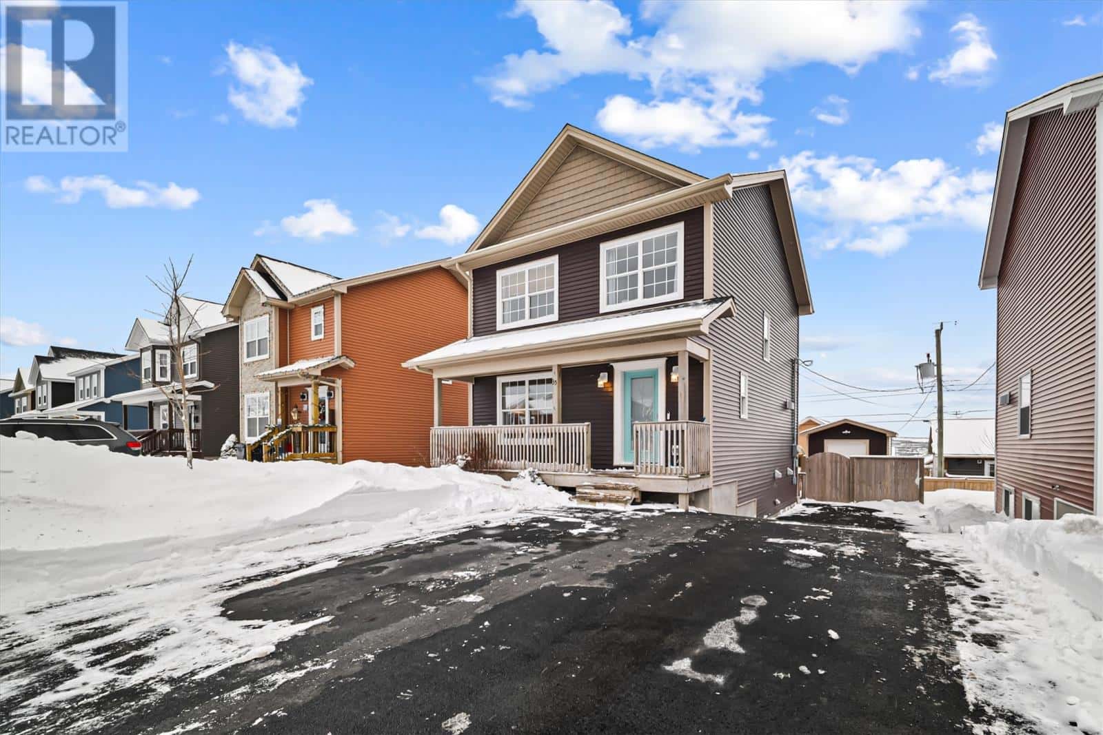 35 Lasalle Drive — Mount Pearl, Newfoundland & Labrador - Photo 4 of 39