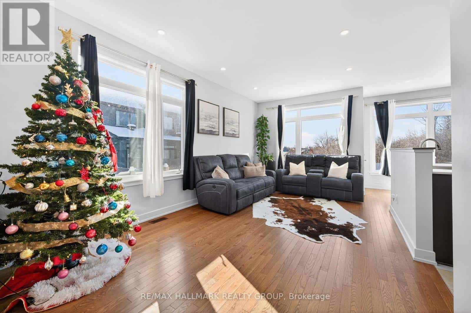 307 IBANEZ WALK — Ottawa, Ontario - Photo 5 of 41