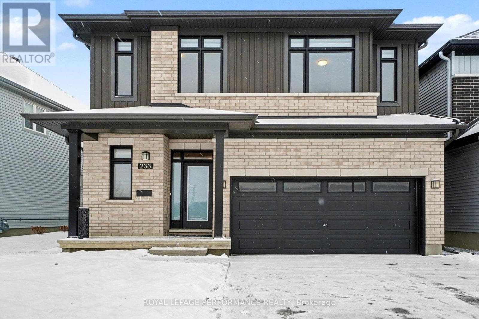 233 BEAUGENCY STREET — Ottawa, Ontario - Main photo