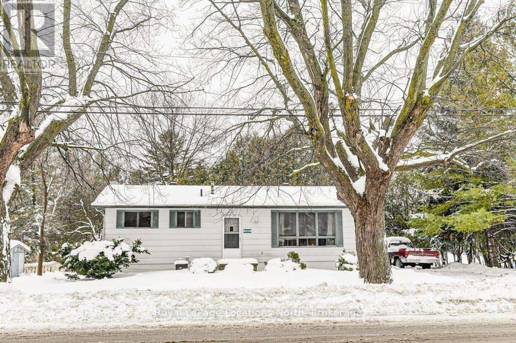 121 NIAGARA STREET — Collingwood, Ontario - Photo 3 of 29