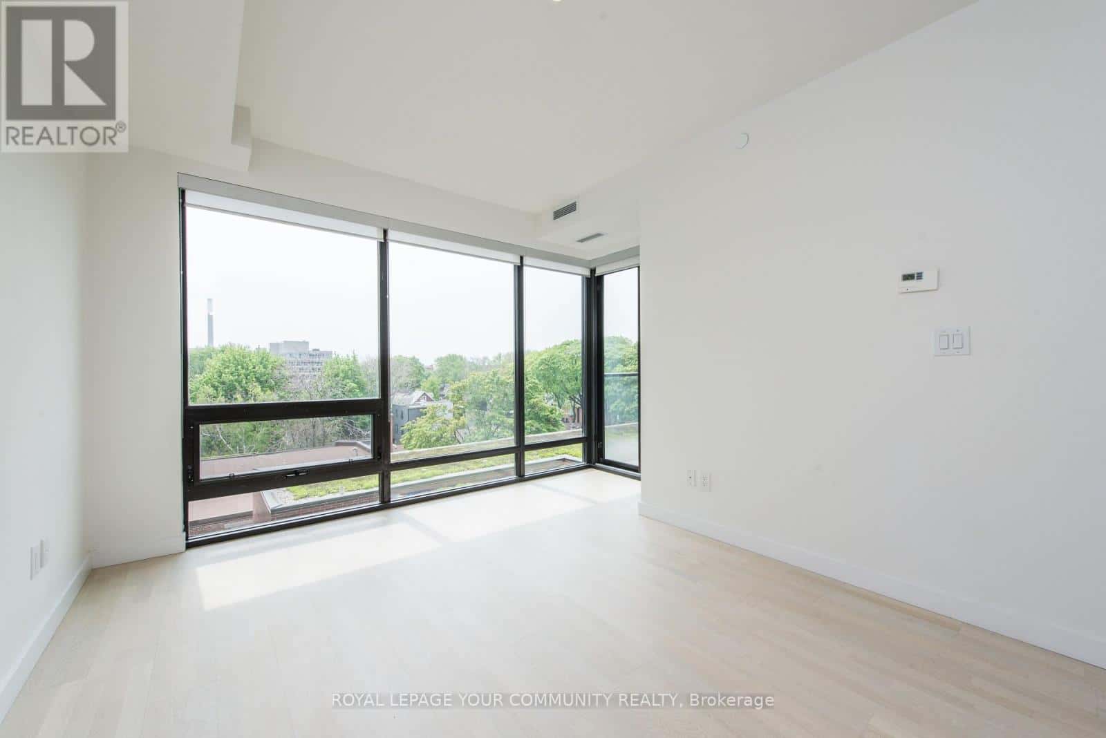 502 - 246 LOGAN AVENUE — Toronto (South Riverdale), Ontario - Photo 4 of 23