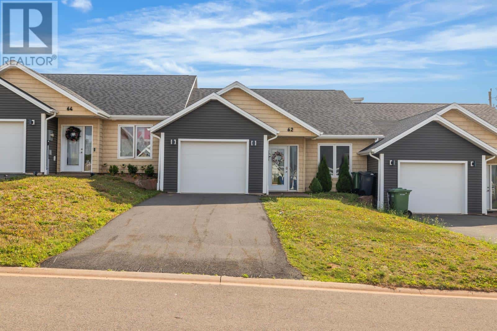 62 Kindred Avenue — Charlottetown, Prince Edward Island - Photo 3 of 50