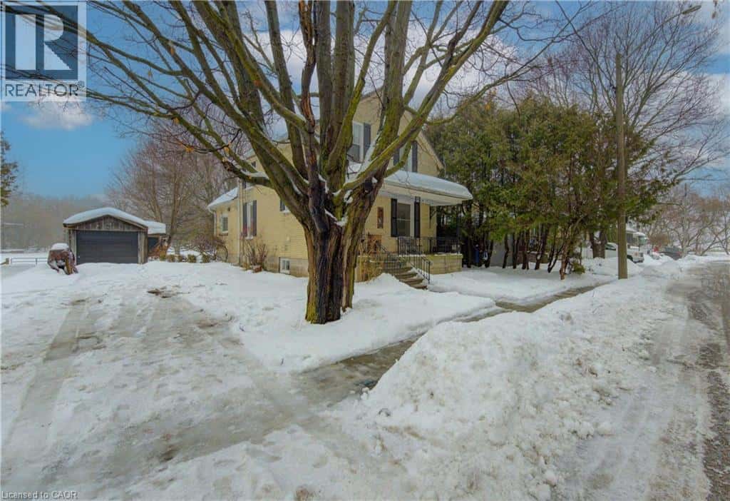 76 GRACE Street — New Hamburg, Ontario - Photo 4 of 50