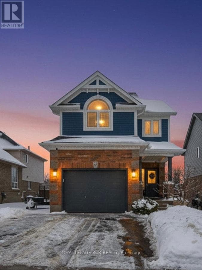 35 HUNTER ROAD — Orangeville, Ontario - Main photo