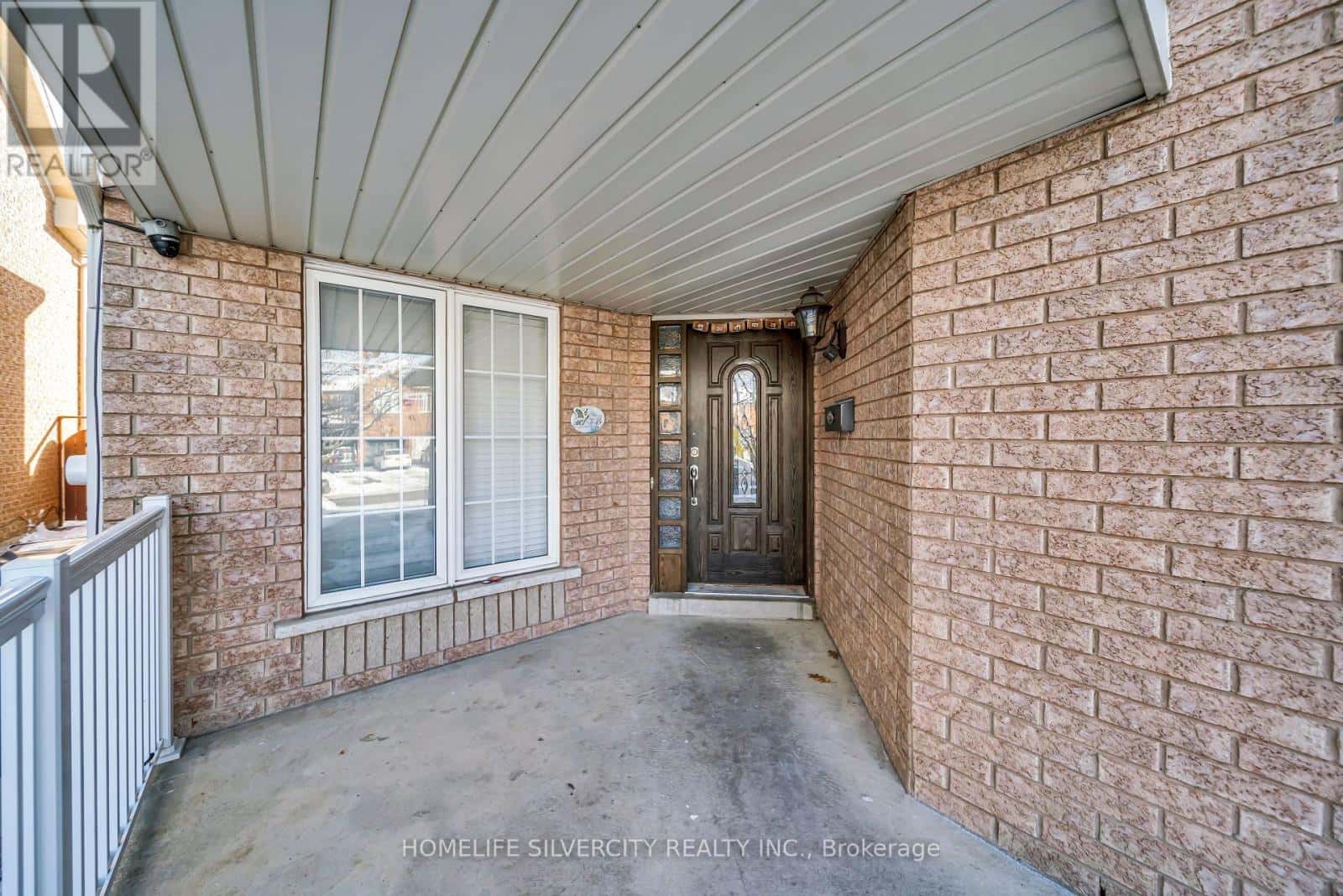 19 VINTAGE GATE — Brampton (Fletcher's Creek Village), Ontario - Photo 3 of 39