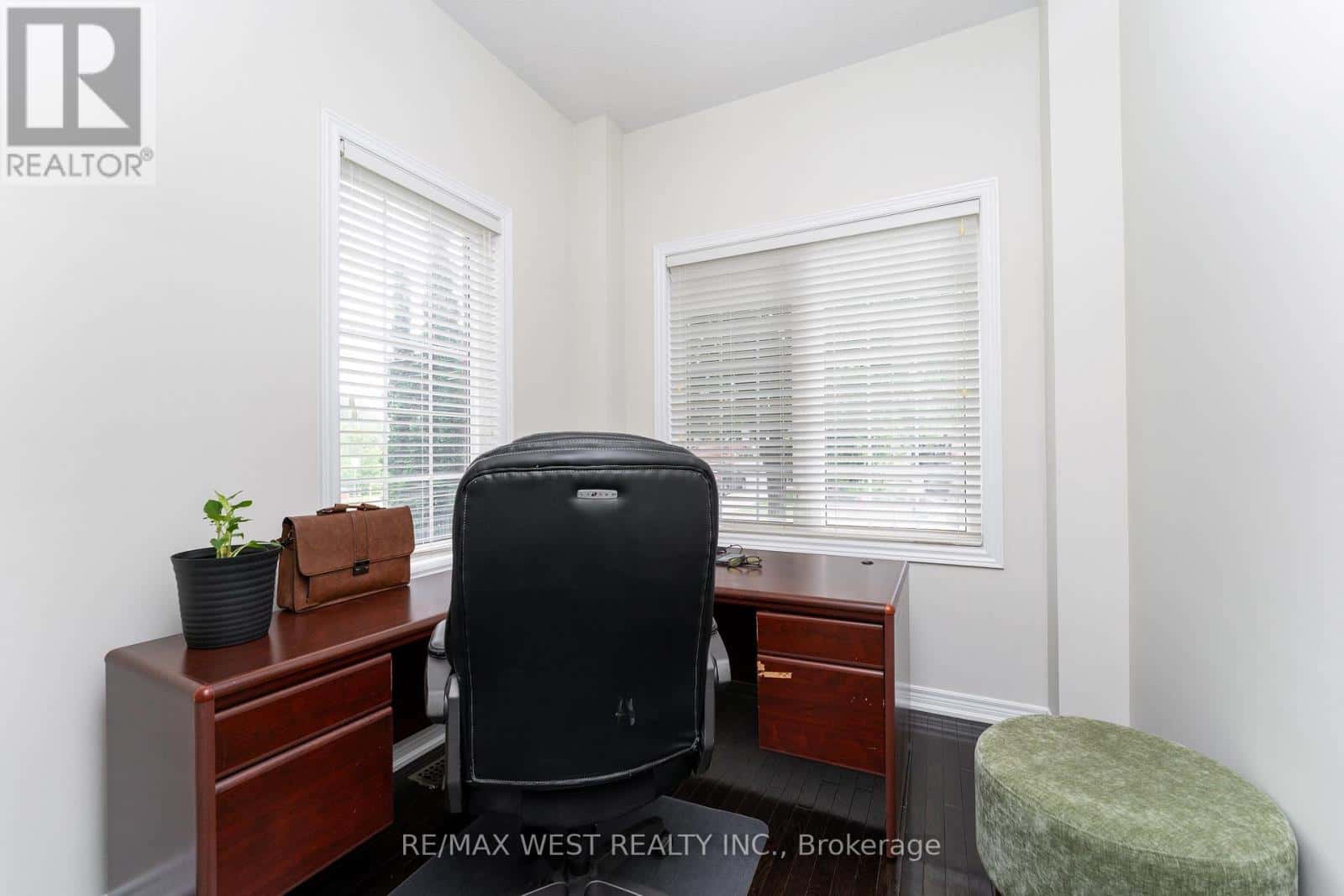 2120 FIDDLERS WAY — Oakville (WM Westmount), Ontario - Photo 4 of 49