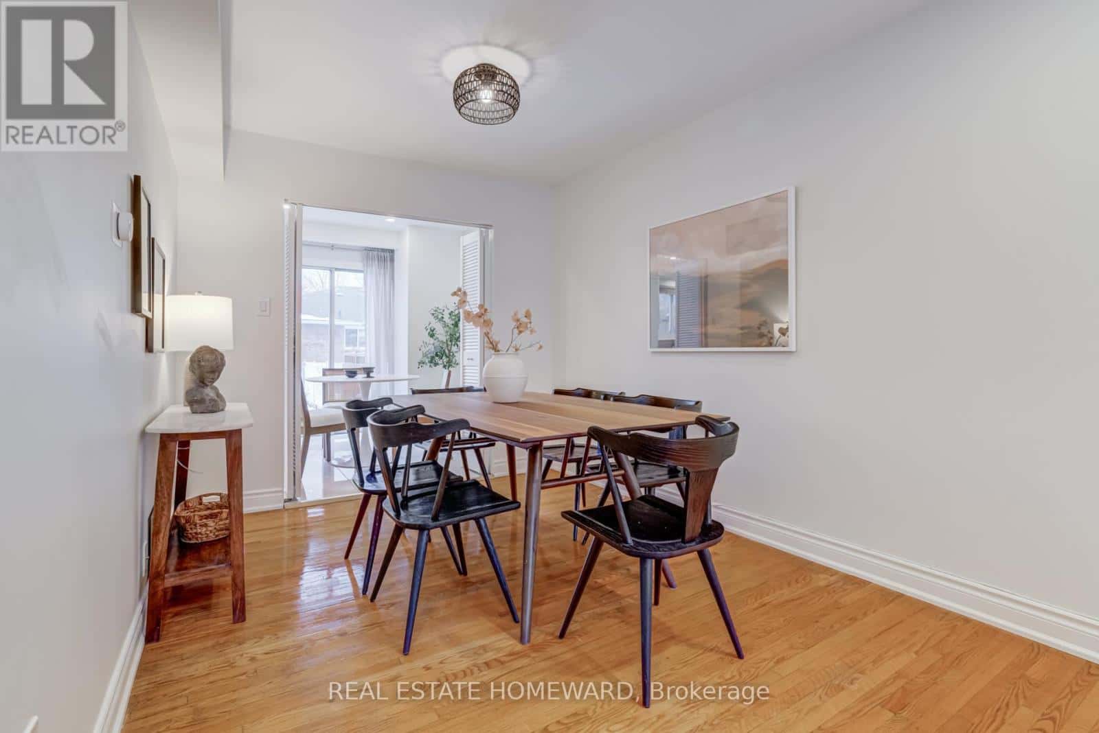 783 DODSWORTH CRESCENT — Mississauga (Applewood), Ontario - Photo 4 of 33