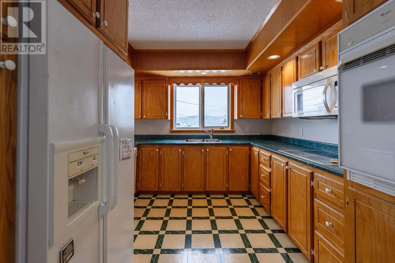 13 A Musseaus Avenue — Corner Brook, Newfoundland & Labrador - Photo 5 of 14