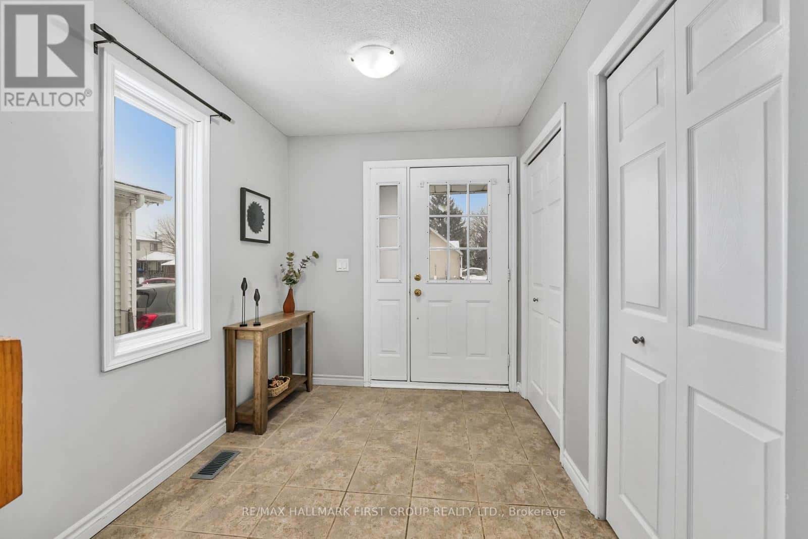 946 FAIRBANKS ROAD — Cobourg, Ontario - Photo 5 of 47